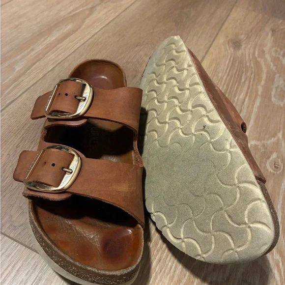 Birkenstock Tan Leather Sandals with Gold Buckles - Picture 6 of 10